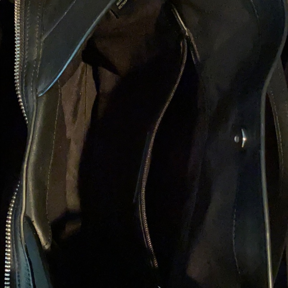 Coach purse - Picture 5 of 7
